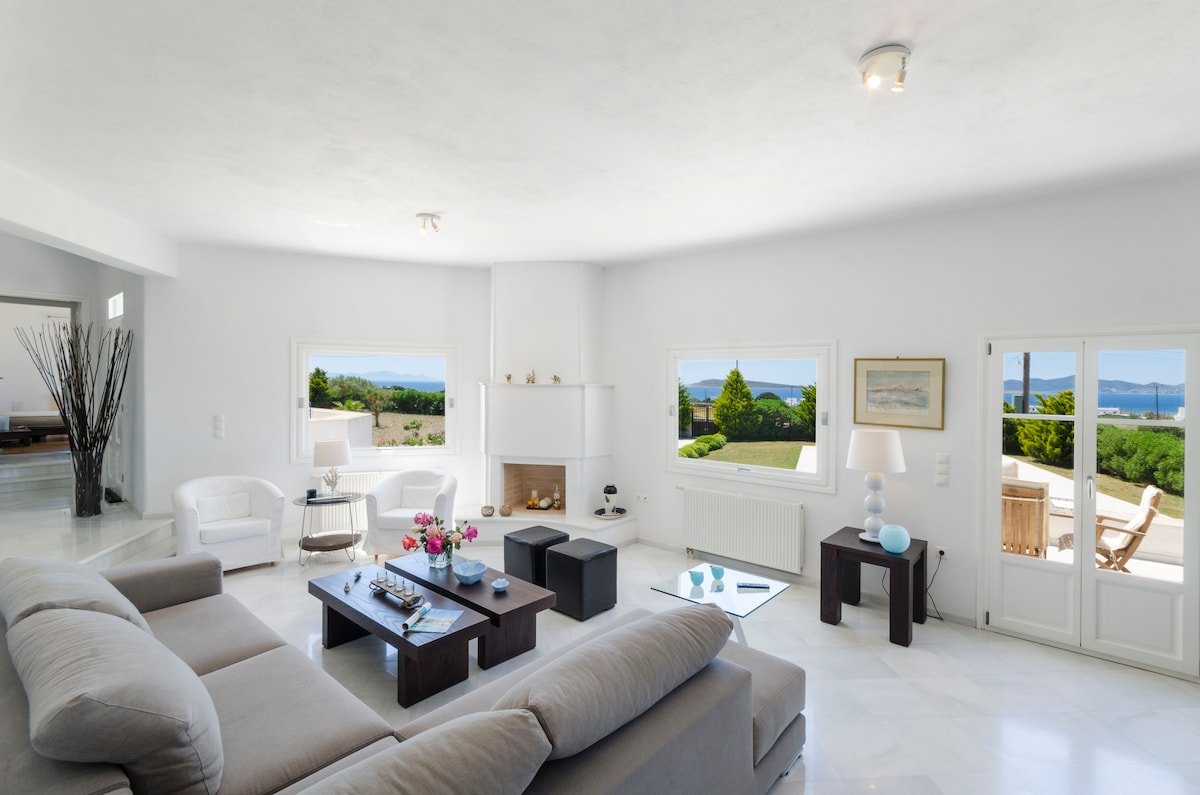 Villa Daria Luxury Villa in Paros gallery image 5