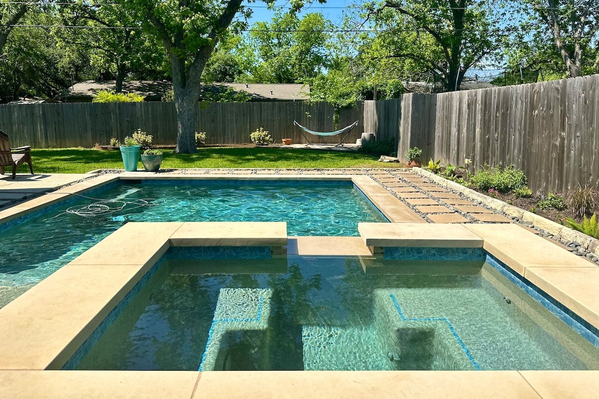 Charming Oasis | Pool & Spa | 10 min to DT/UT/Q2 gallery image 2