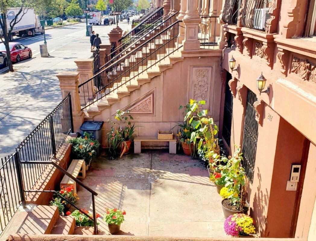 Two huge bedroom suites gallery image 5