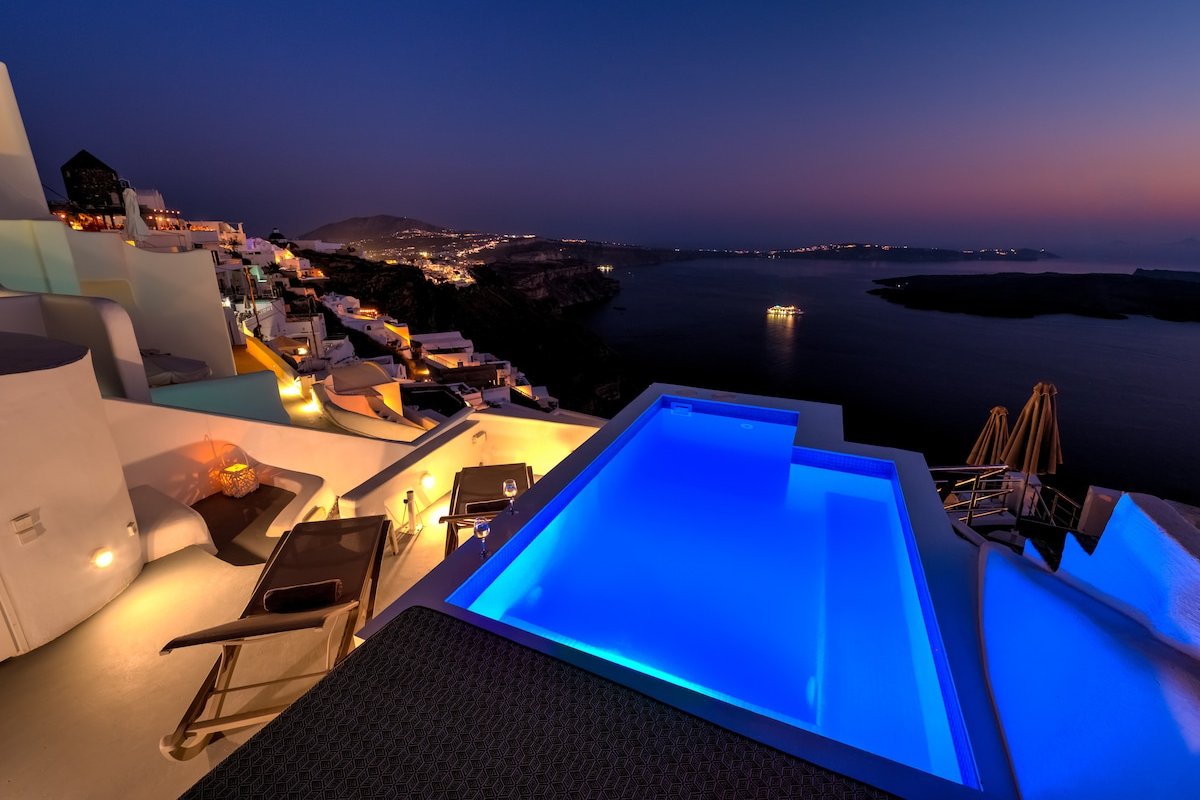 ENTIRE PRIVATE ANTRUM VILLA with Sunset View+Pool gallery image 4