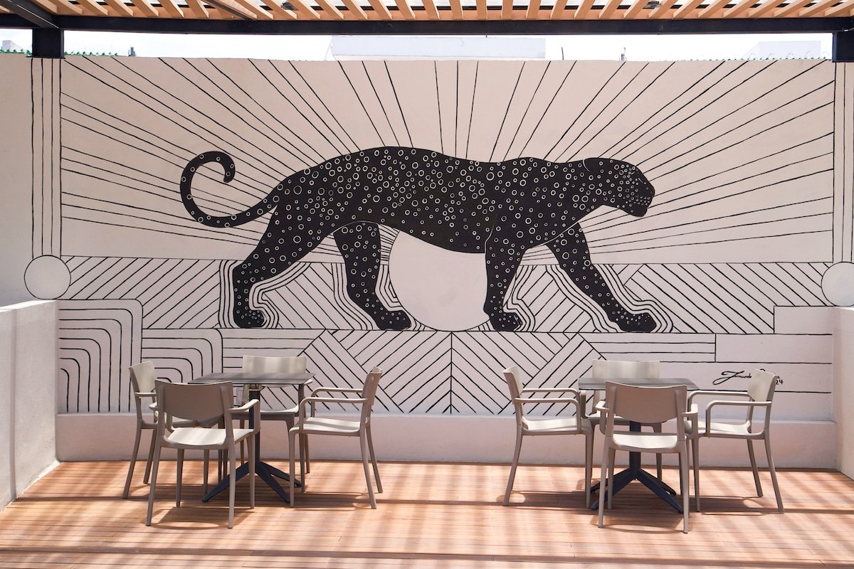 oolena | Charming 3BR Apt @ La Condesa gallery image 5