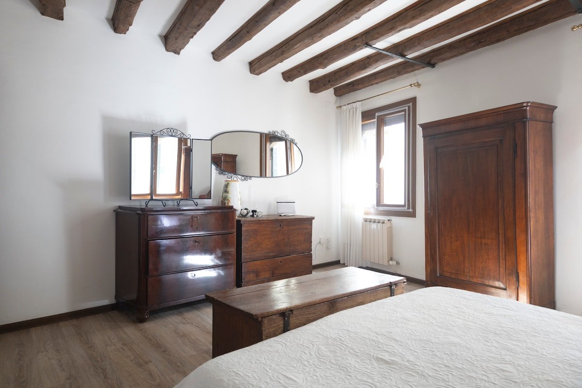 San Luca 1836 gallery image 5