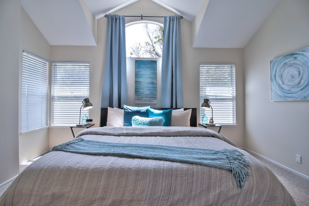 MSP1&2: 2 Lovely Homes Right Next to Each Other gallery image 5