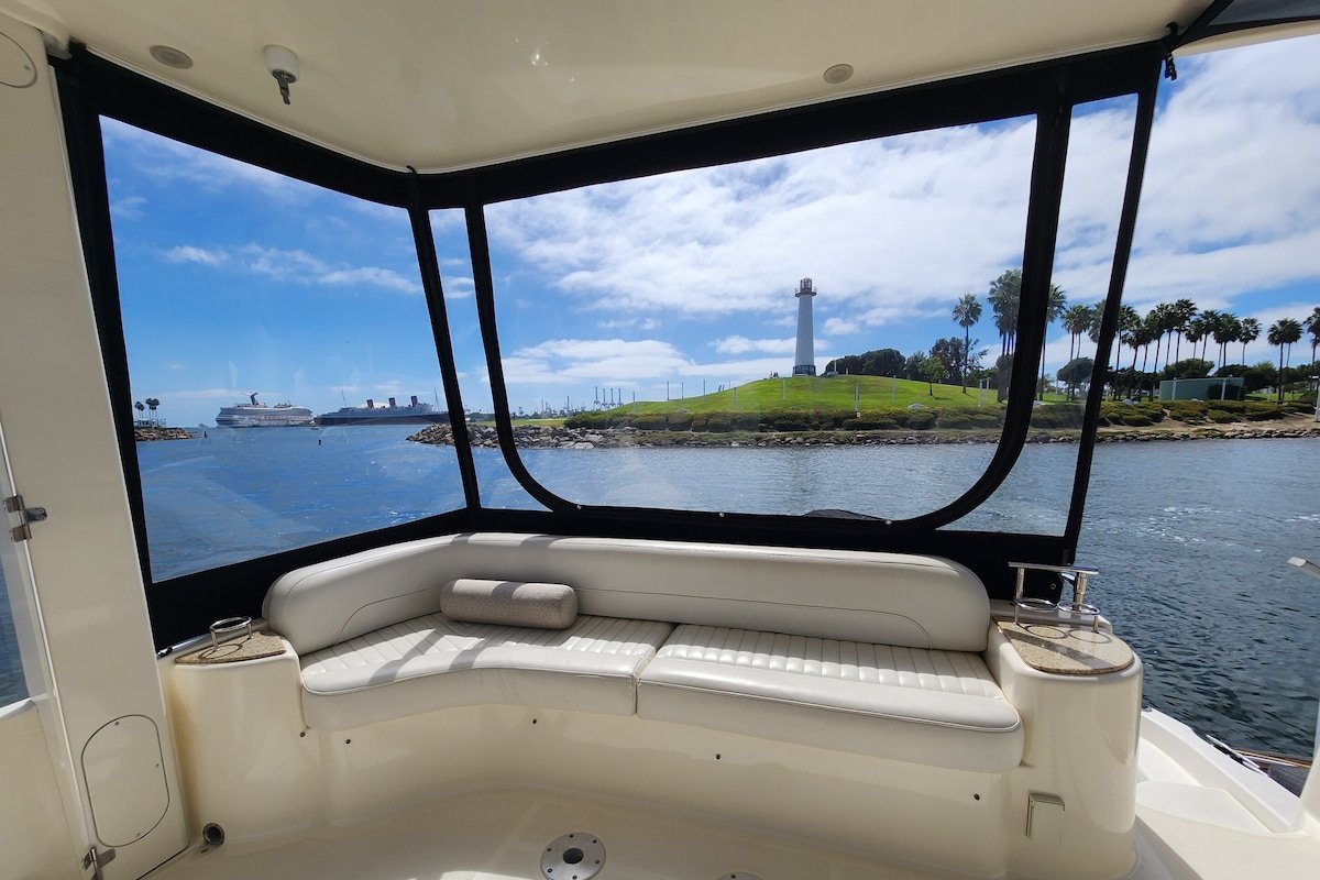 Dockside Boat & Bed, Staycation gallery image 3