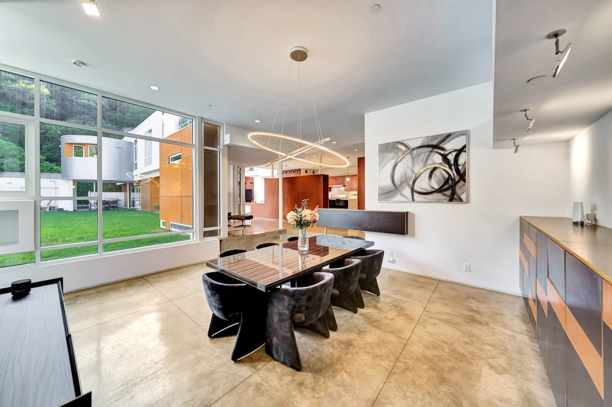 The Beverly Luxe Retreat gallery image 3