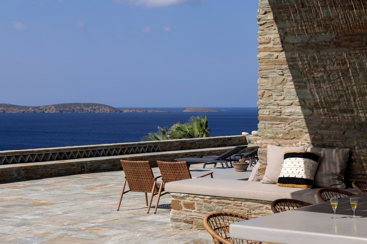 Beachfront Villa Gaia w/ Μajestic Sunset Views gallery image 5