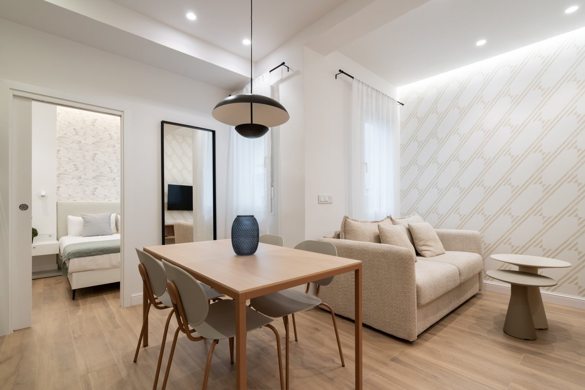 Beautiful apartment next to the Retiro