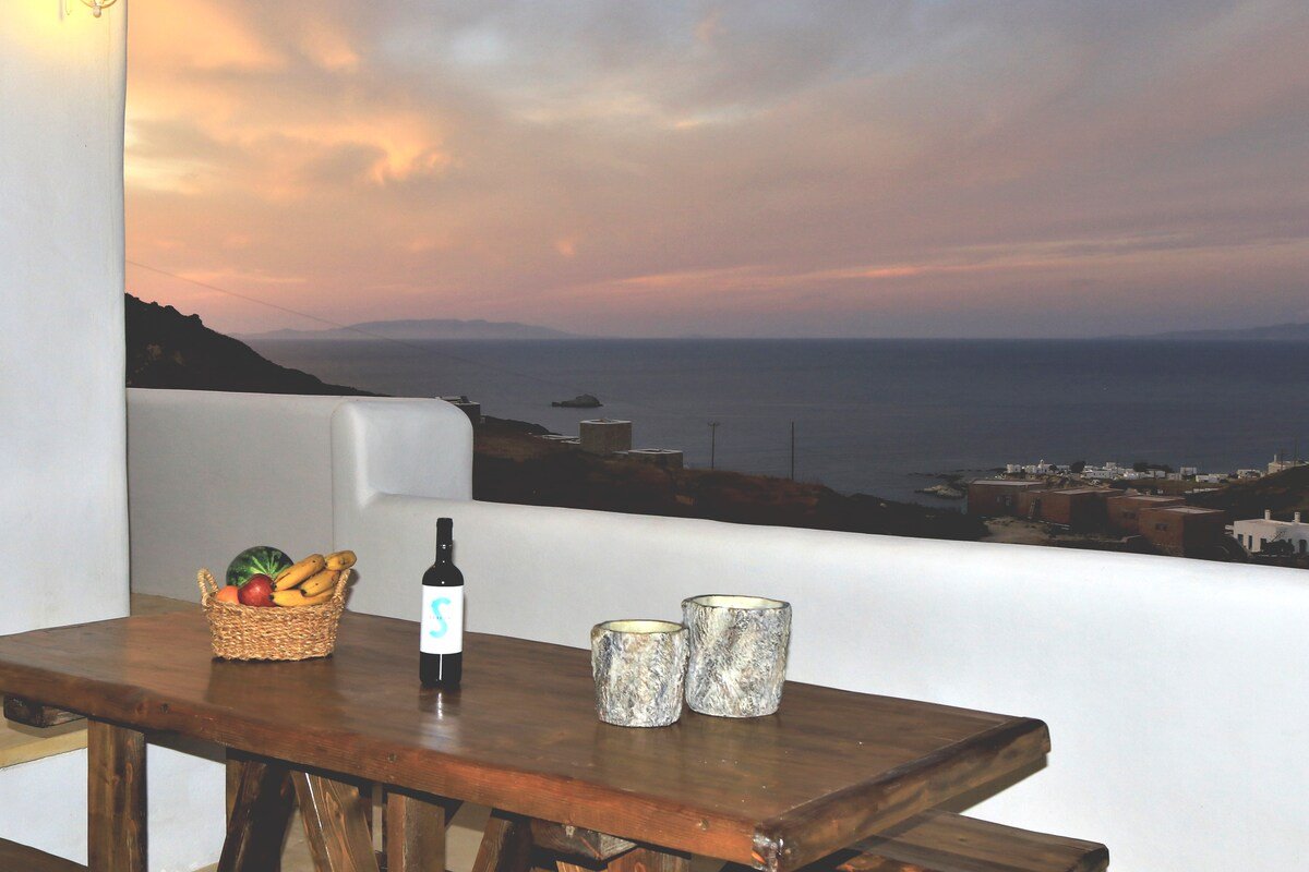 Aegean Blue Houses 4 Milos ‘Unique Sea View’ gallery image 5