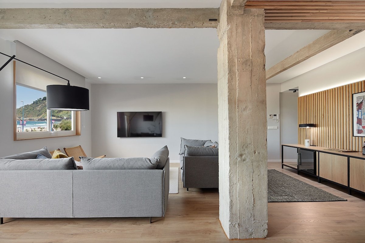 Jai Alai 54 by FeelFree Rentals gallery image 5