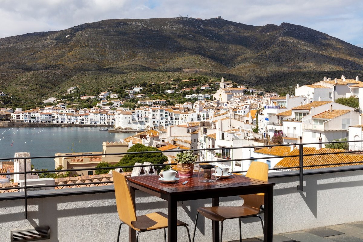 Ampli tríplex amb vistes a la badia gallery image 2