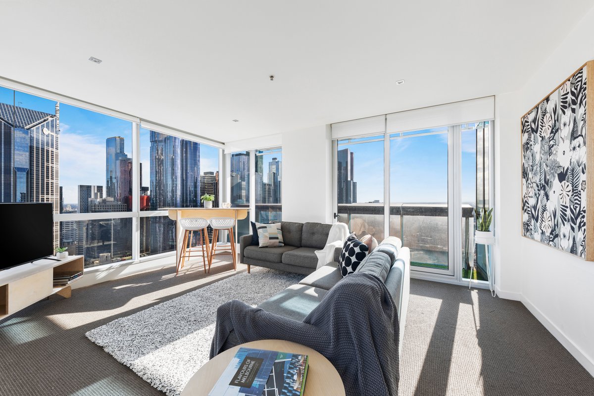 Incredible Views in this spacious 3 Bedroom Jewel!