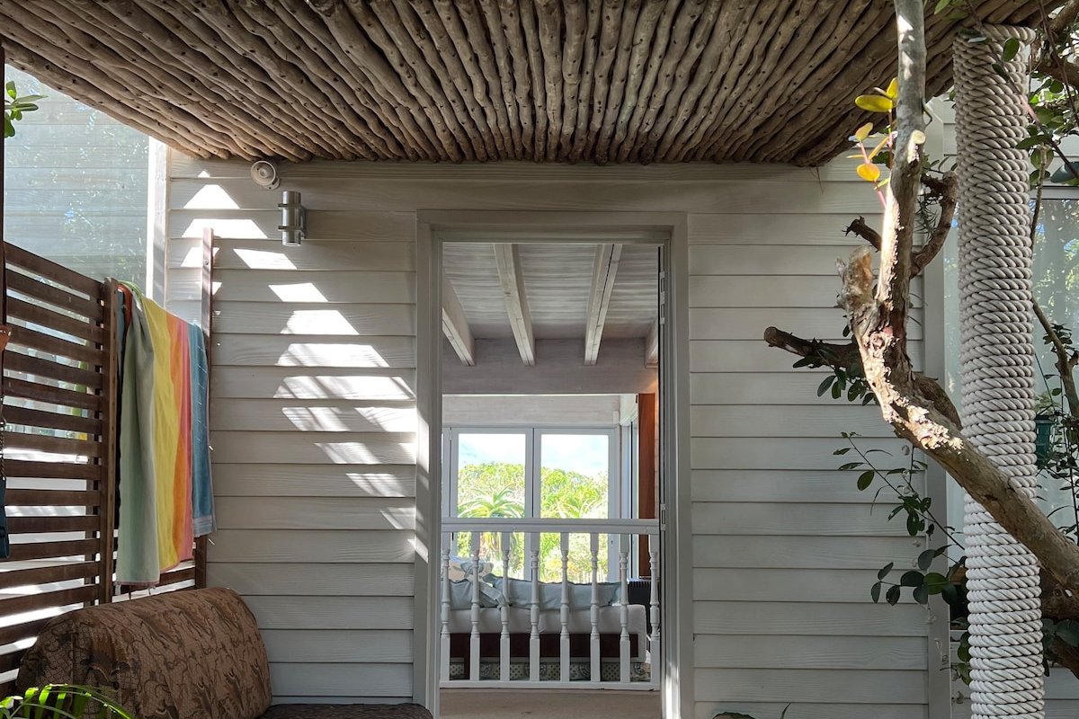 Beach Forest Hideaway gallery image 4