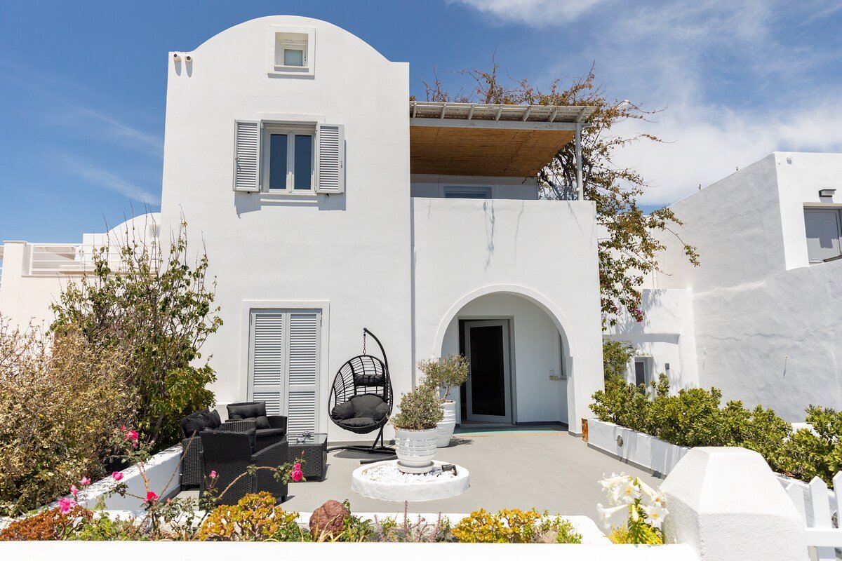 Sensia villa gallery image 3