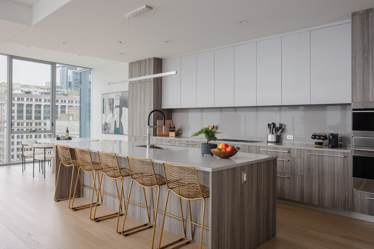 PH w/ Bean & Lake Views, An Elite Stay gallery image 5