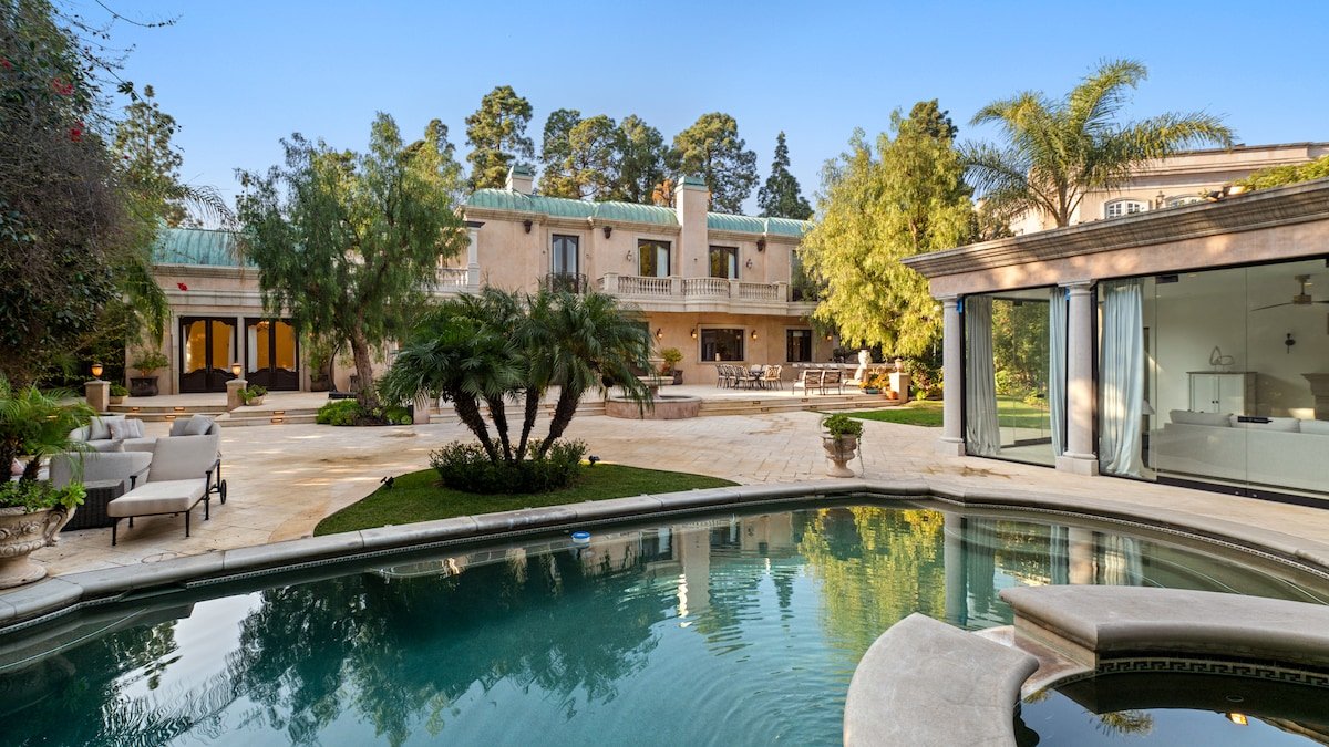 French Estate In Beverly Hills gallery image 3