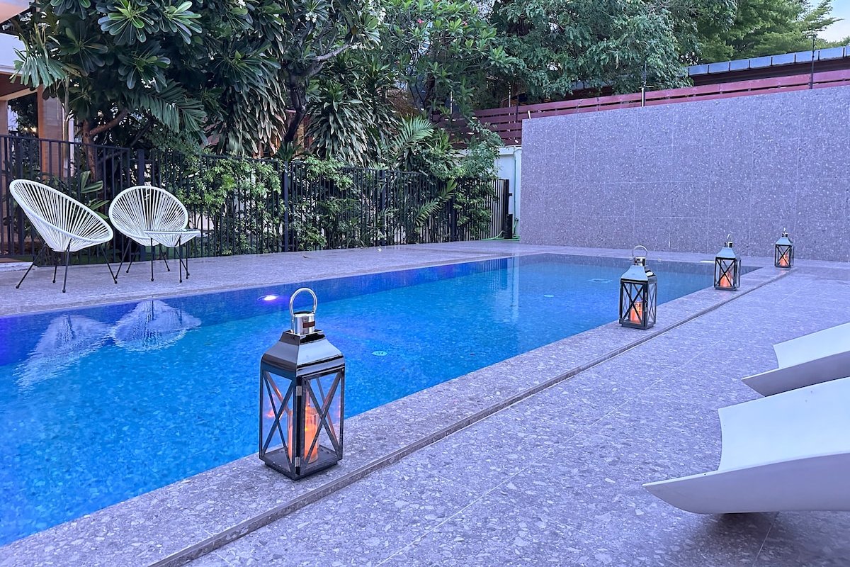 Sukhumvit71 Swimming pool Villa素坤逸71巷泳池别墅订满三天以上送接机 gallery image 3