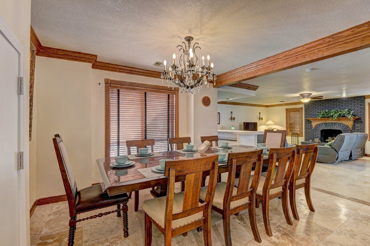 Luxury Villa 4 mile to strip/Convention Center gallery image 4