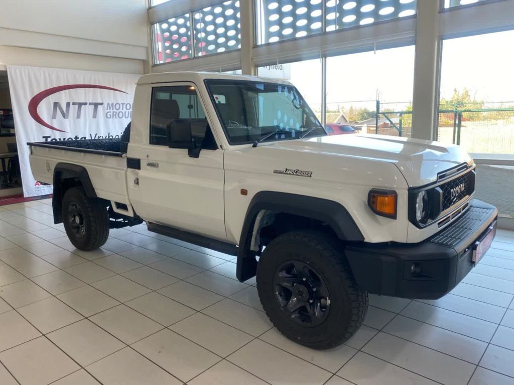 TOYOTA LAND CRUISER 79 2.8 GD-6  for Sale in South Africa