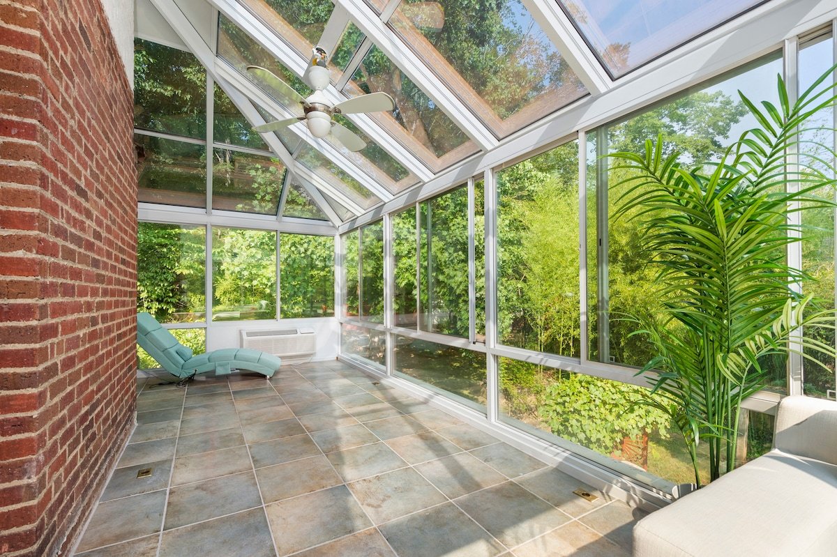 Luxury 8BR Lakefront w/ Hot Tub • Sleeps 24 gallery image 5