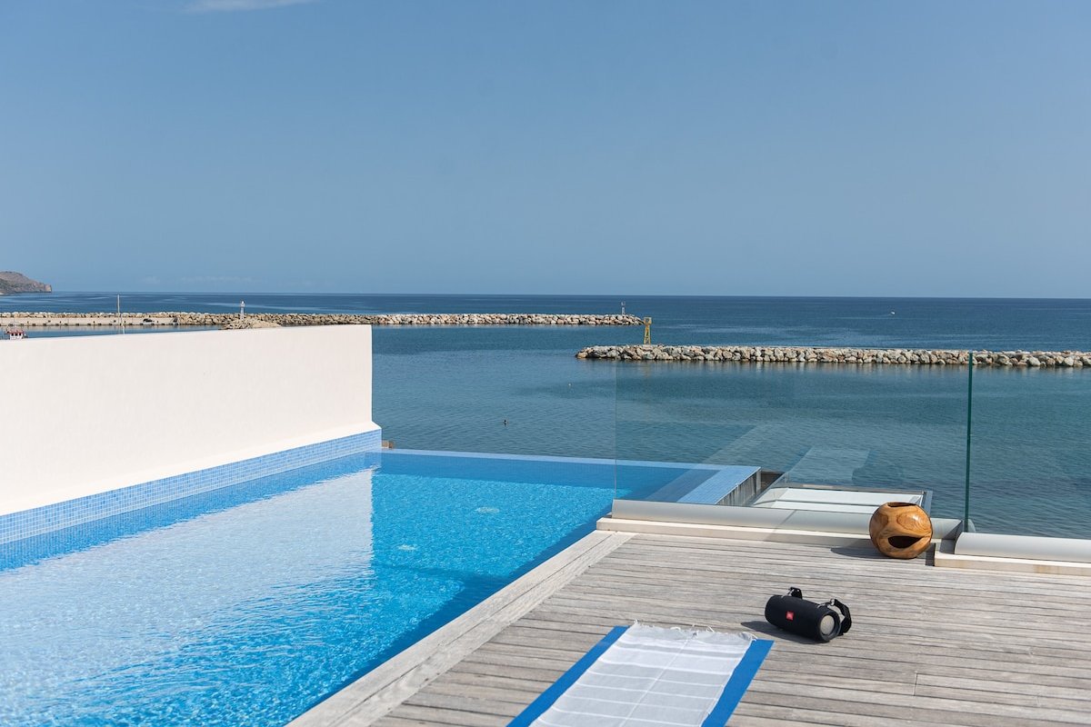 Celestine gallery image 4