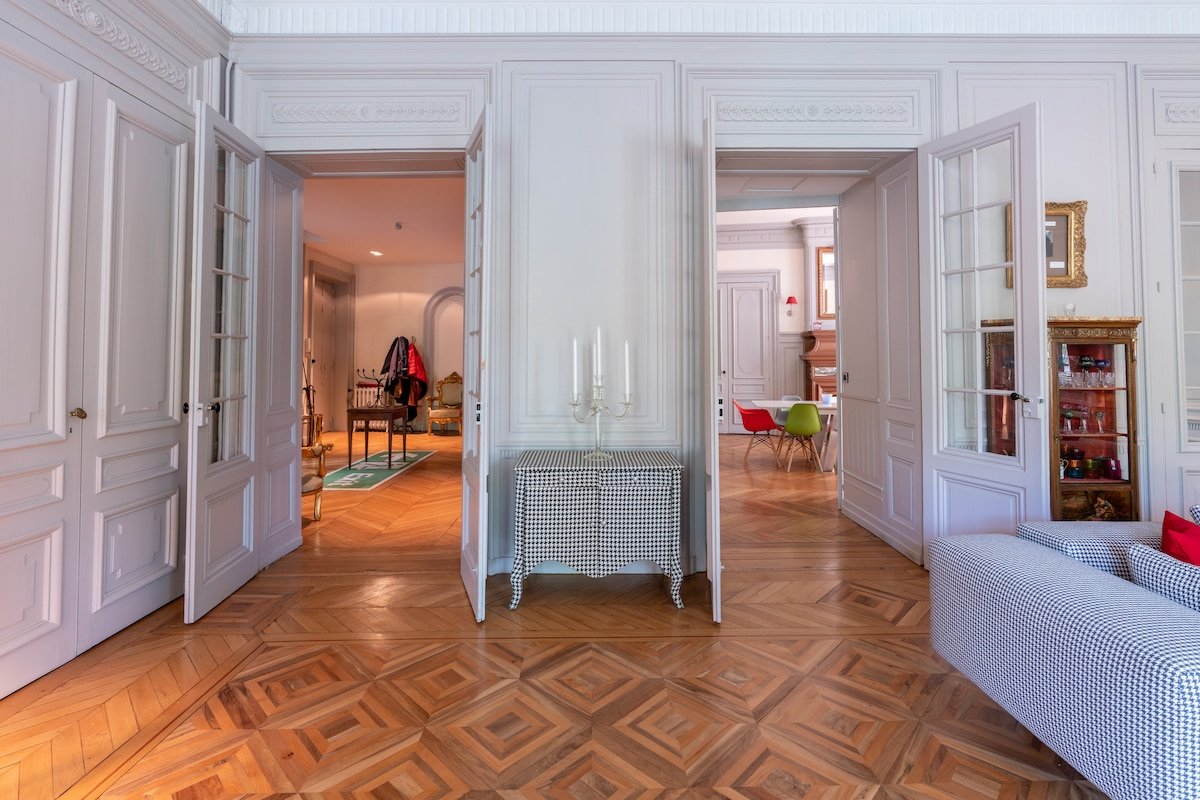 EXCEPTIONNEL 300 M2 LYON 2° APPARTEMENT VUE SAÔNE gallery image 5