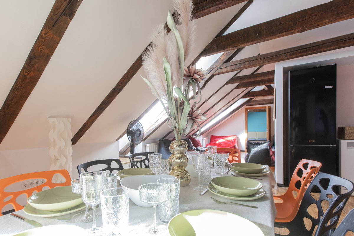 Penthouse Apartment with 4 bedrooms in Old Town