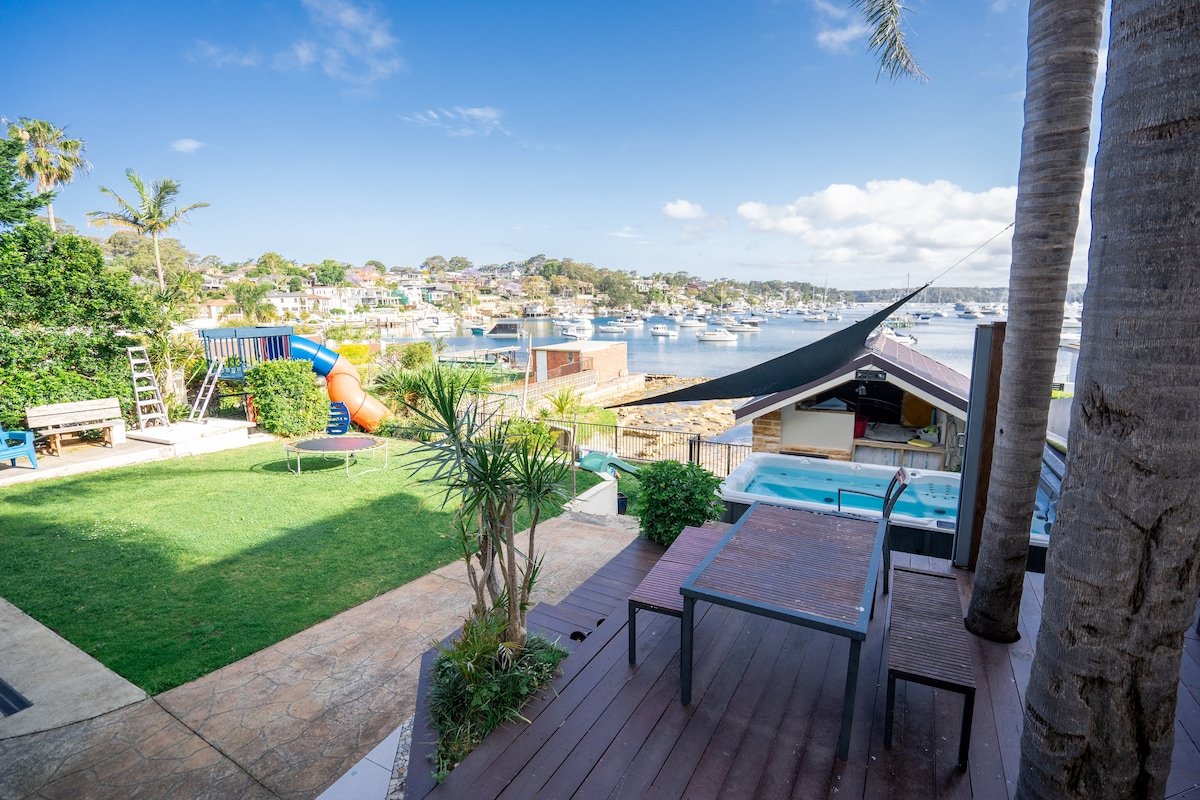 LUXURY WATER-FRONT APARTMENT – CRONULLA gallery image 5