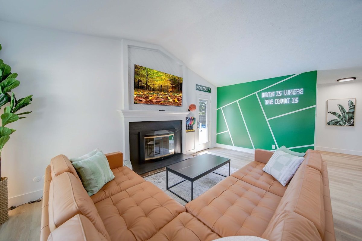 Pickleball Paradise near the Zoo gallery image 5