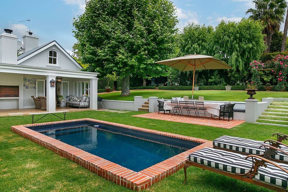 Rathfelder Charm Photo 5