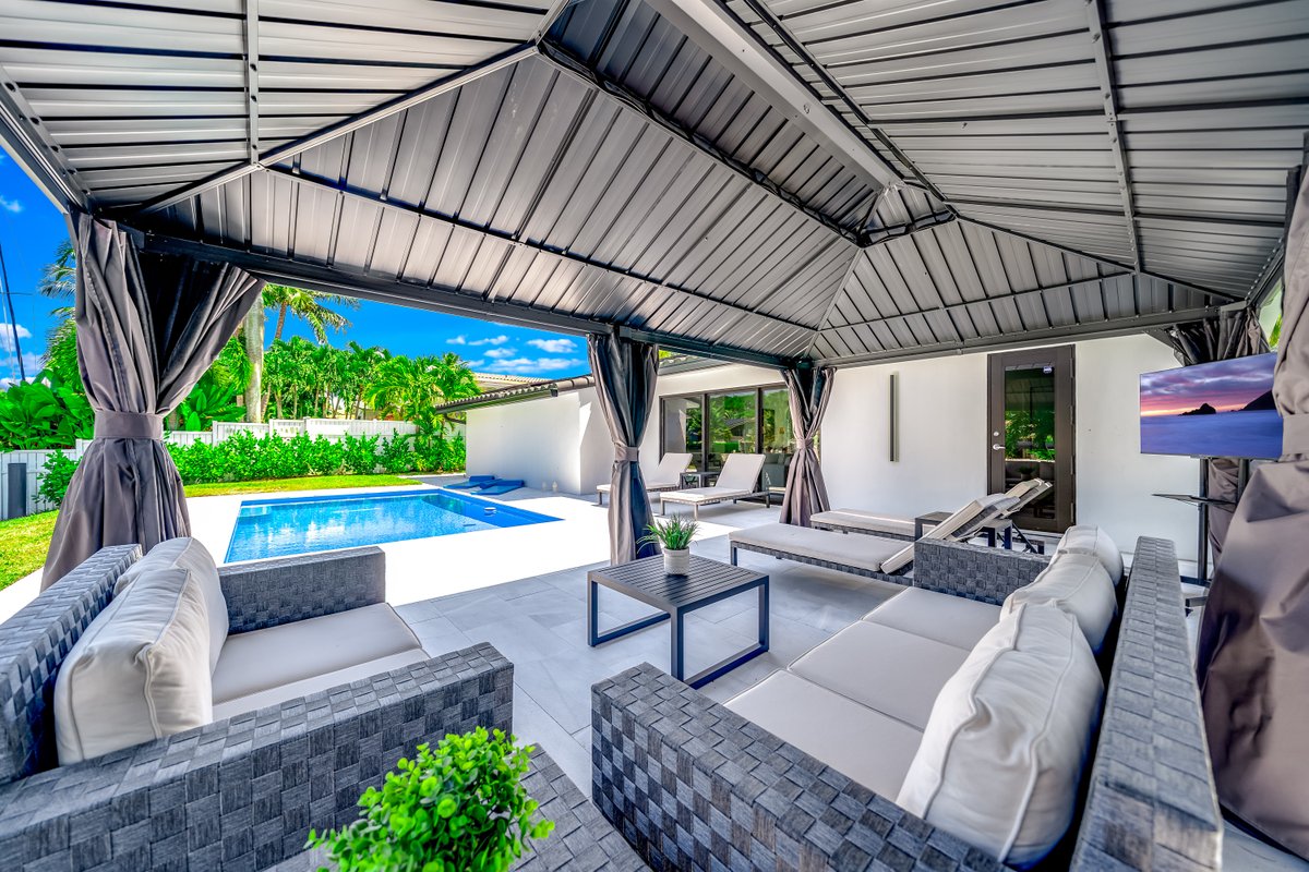 Heated Pool! Waterfront+Kayak! Close 2 Beach!