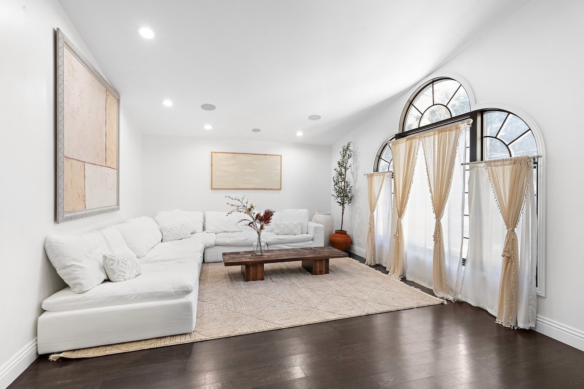 ৎ୭ Luxury Home In Peaceful Bel-Airৎ୭5beds•jacuzzi• gallery image 5