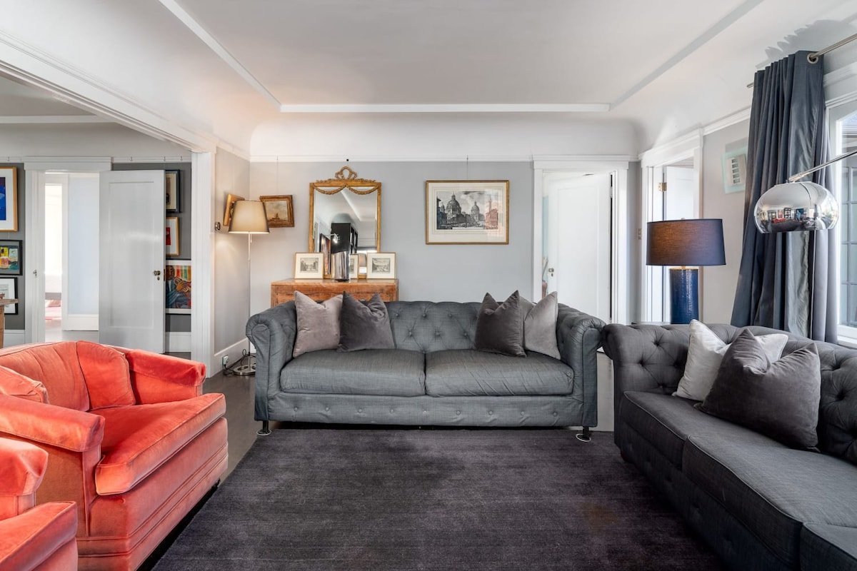 Spacious Palo Alto Home Near Downtown & Stanford gallery image 4