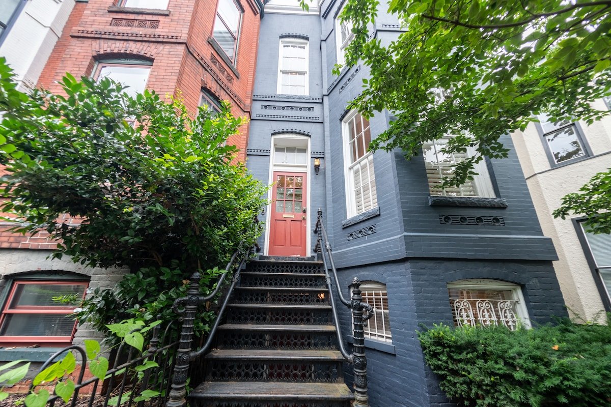 Historic 3 Bedroom Home in the Heart of DC gallery image 3