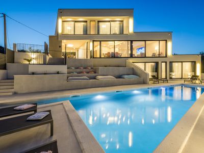 Mar Escape Villa With Pool and Seaview Croatia