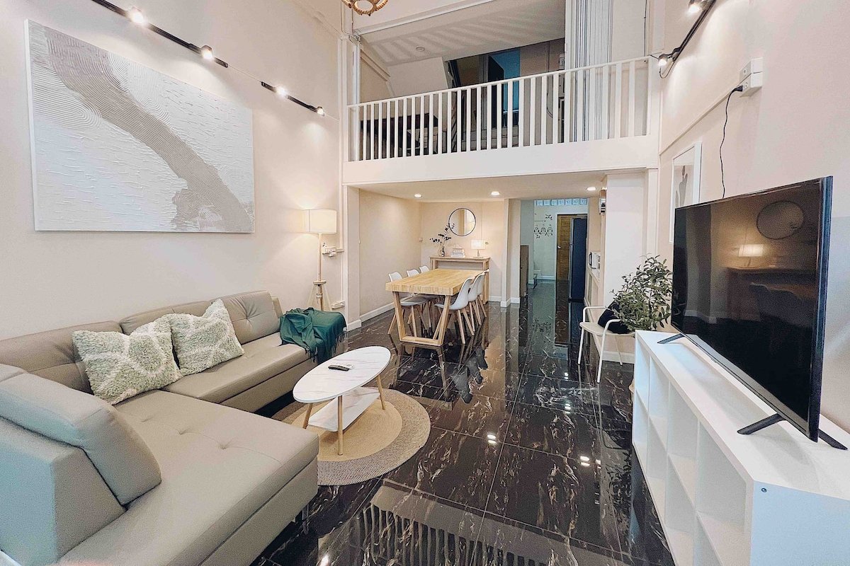 1 min walk to BTS/6bedrooms/Large Group friedly gallery image 2