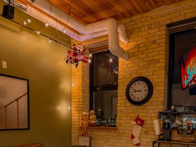 Heart of the City: Cozy 2BR Loft w/Private Cinema