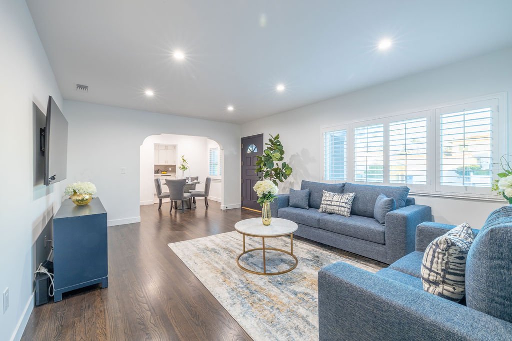 Charming!! 3 Bed room SoFi Home gallery image 4