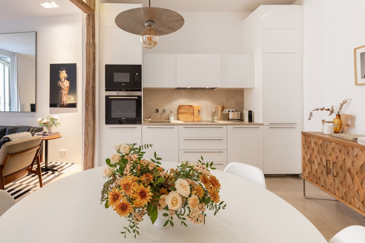 Very central in Madrid’s trendy area Malasaña gallery image 4