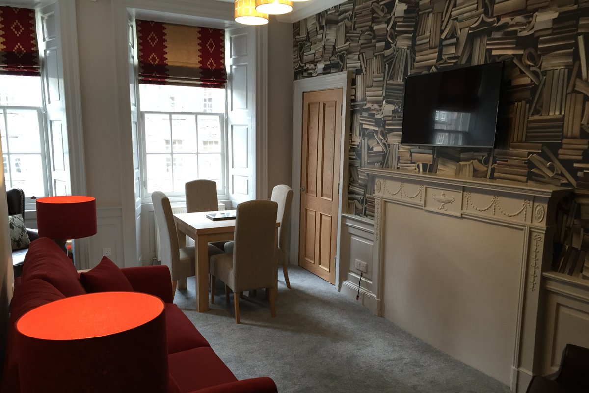 Royal Mile 2 bedroom 2 bathroom by Castle