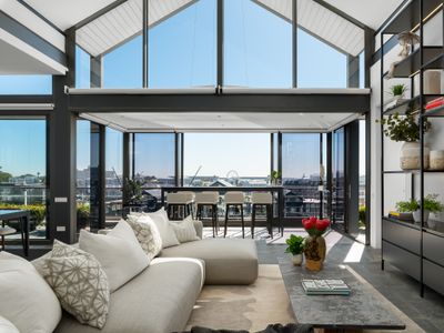 The Waterfront Marina – Penthouse 601 Dovenby