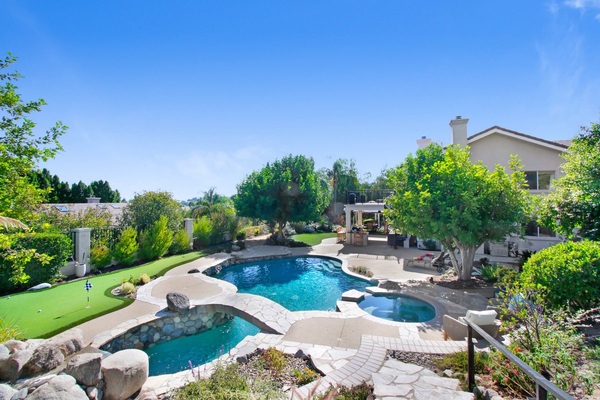 Serene Granada Hills Oasis in Los Angeles