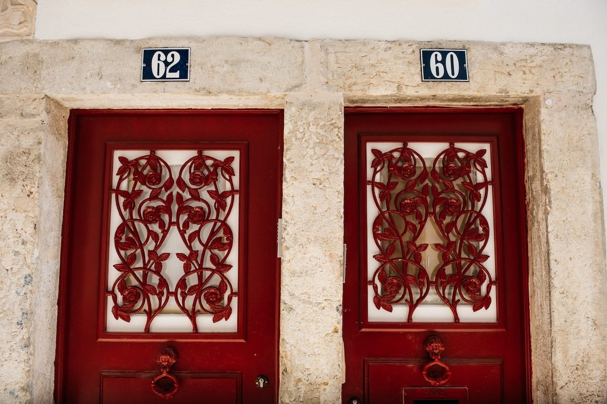 River view PortugueseSoul Large Terrace Alfama 12p gallery image 3