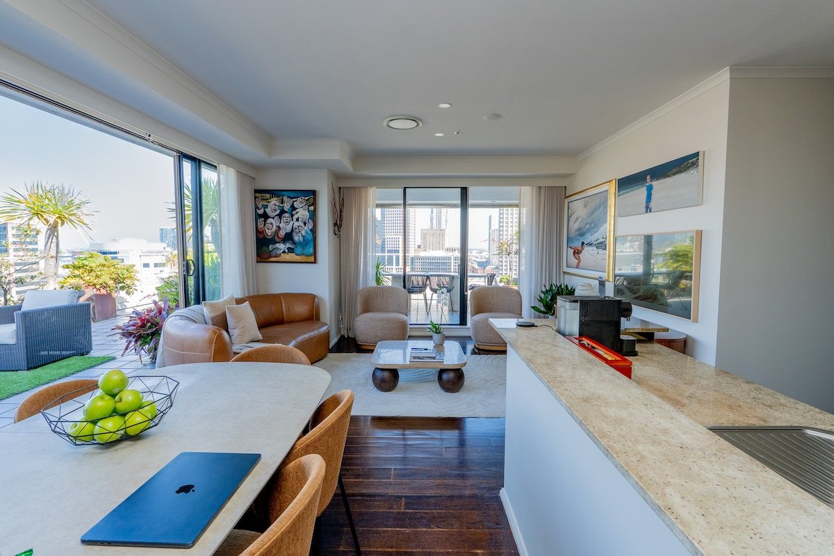 Penthouse Living in the Heart of Surry Hills gallery image 3