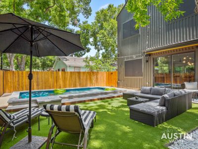 Modern Luxury Home – Minutes from Lady Bird Lake