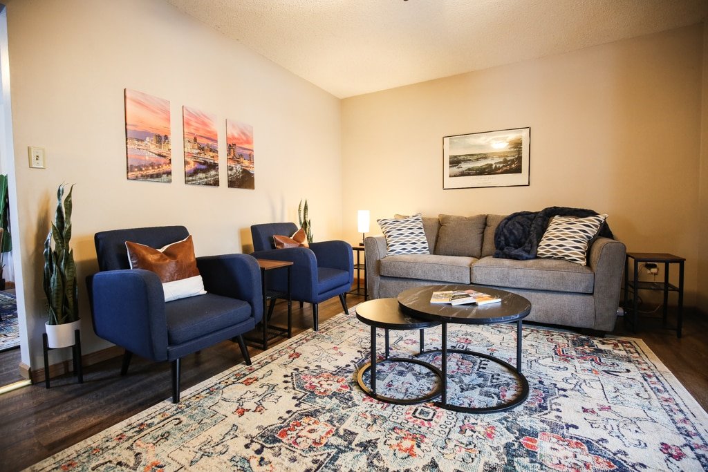 Irvine Park Retreat 5BR~Xcel~DT~River By Lux Life gallery image 2