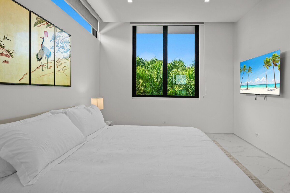 Modern Waterfront Villa w/ Pool, Rooftop & dock gallery image 4