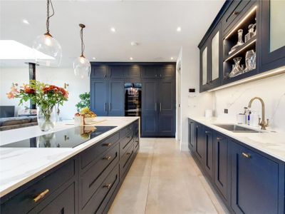 Designer 6-Bed Putney Home with AC