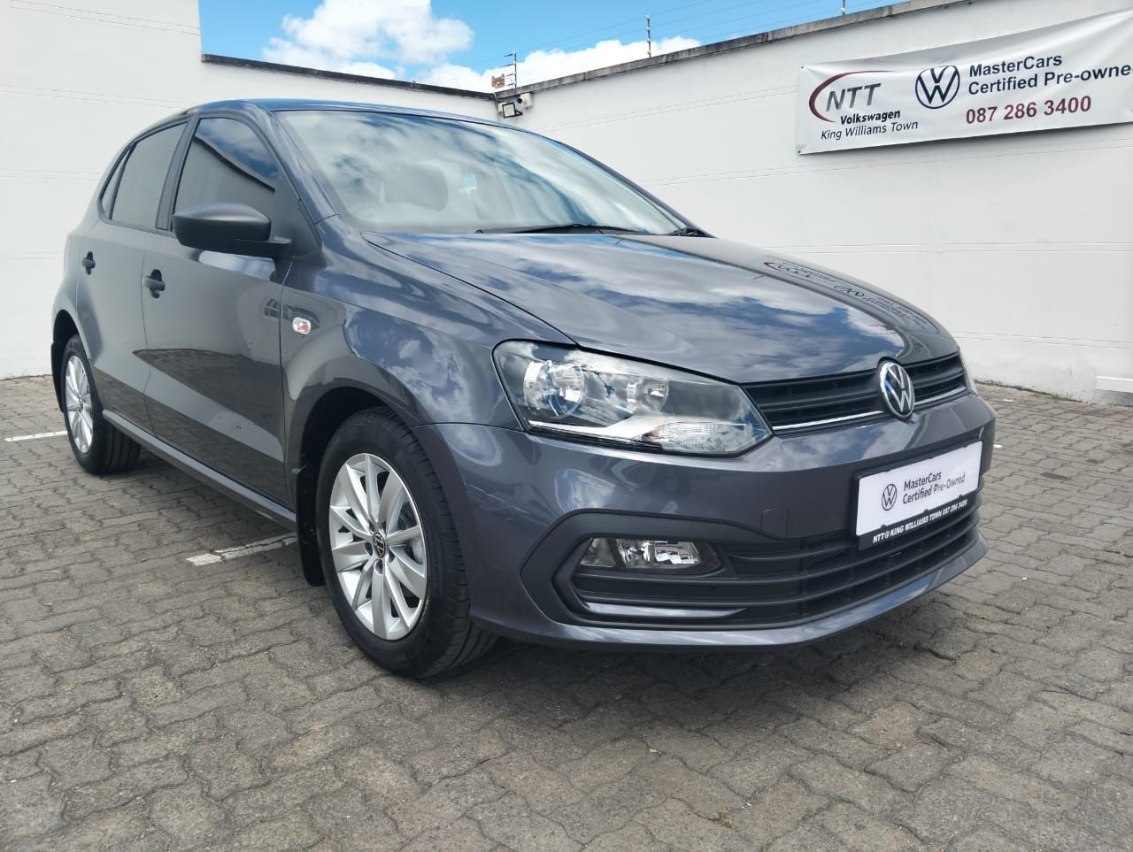 VOLKSWAGEN POLO VIVO 1.4 LIFE for Sale in South Africa