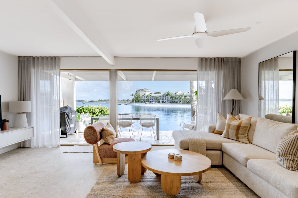 ‘Bella Vista’ – Noosa Luxury on White Sands