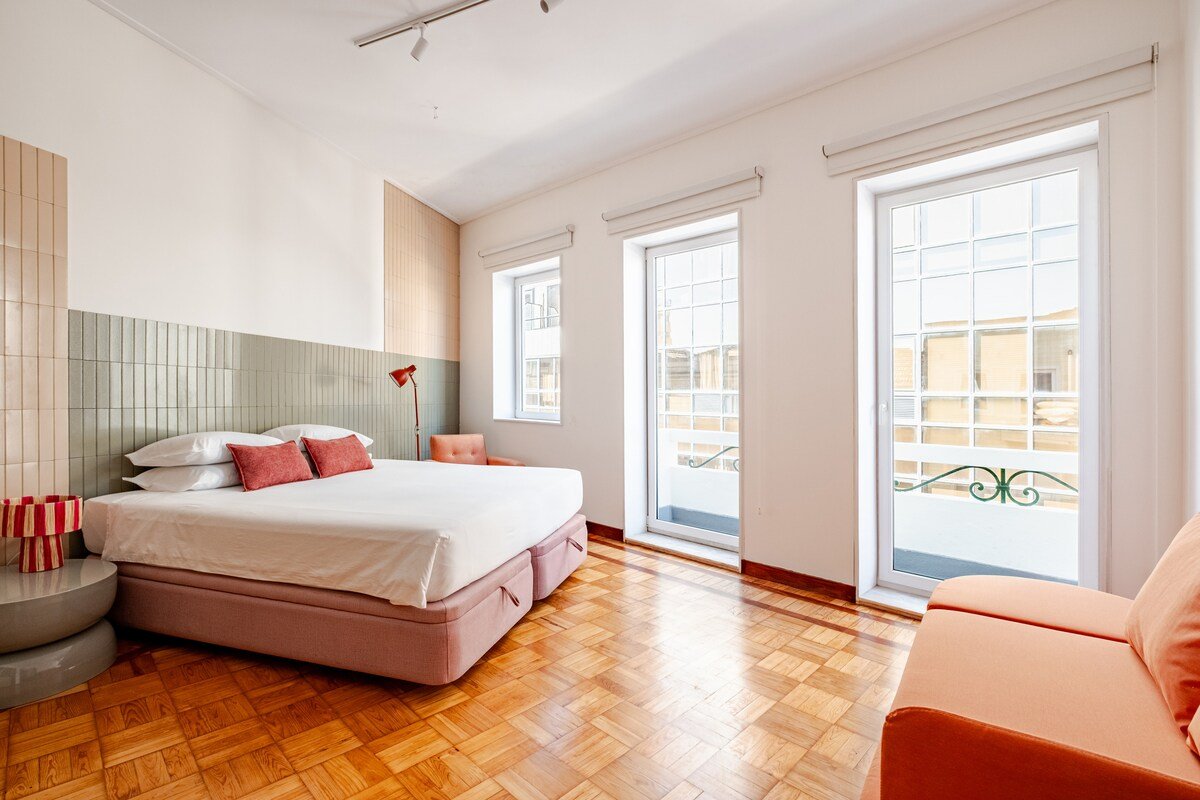 BIG Family apt @ Bolhão Market + Free Parking gallery image 3